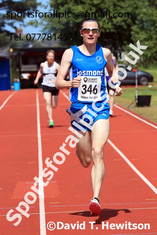 Mens 800 metres, 2024 NE Masters Track and Field Champs., Monkton Stadium, Jarrow.  Photo: David T. Hewitson/Sports for All Pics